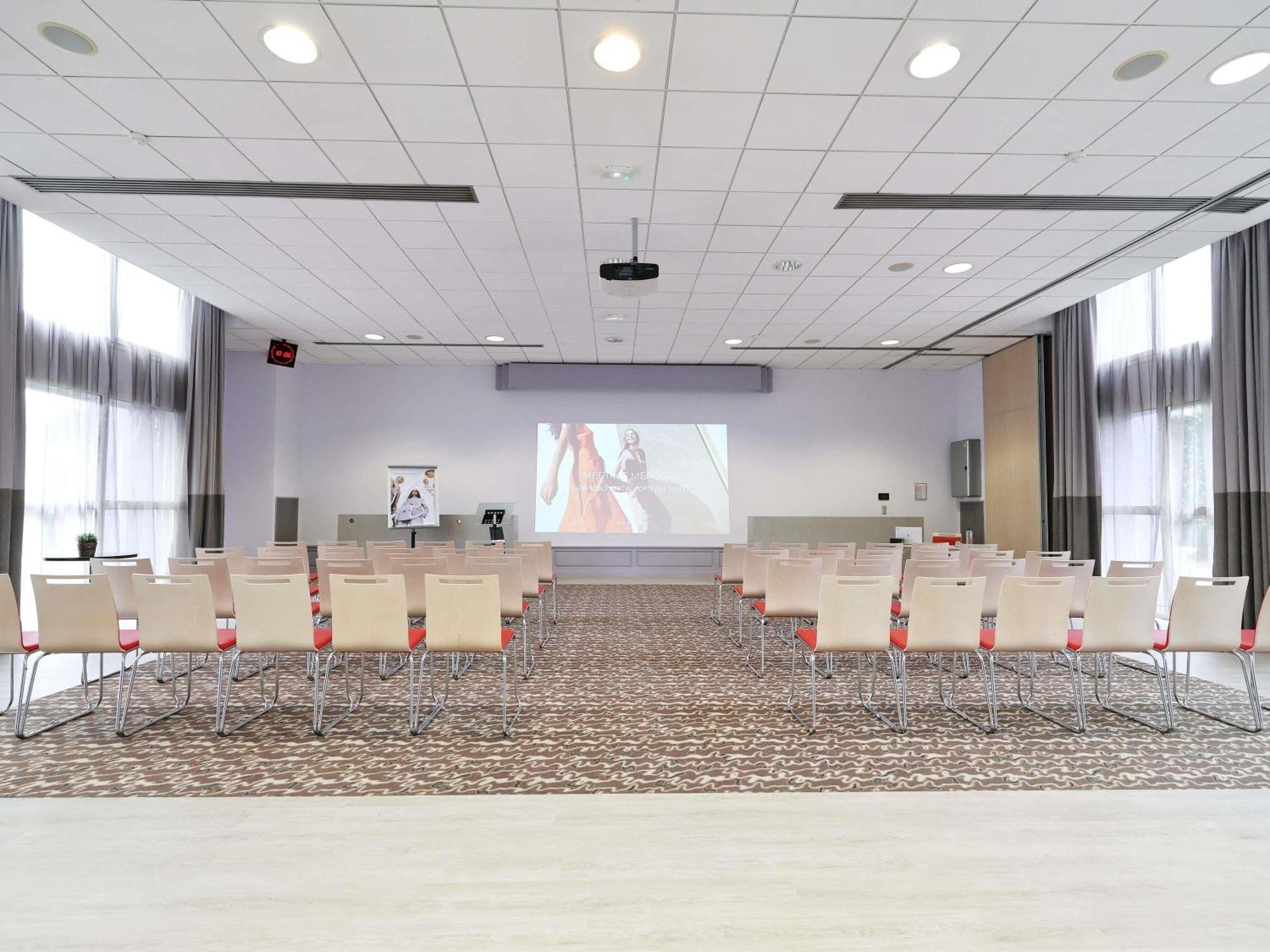 Mercure Grenoble Centre Porte Des Alpes ภายนอก รูปภาพ