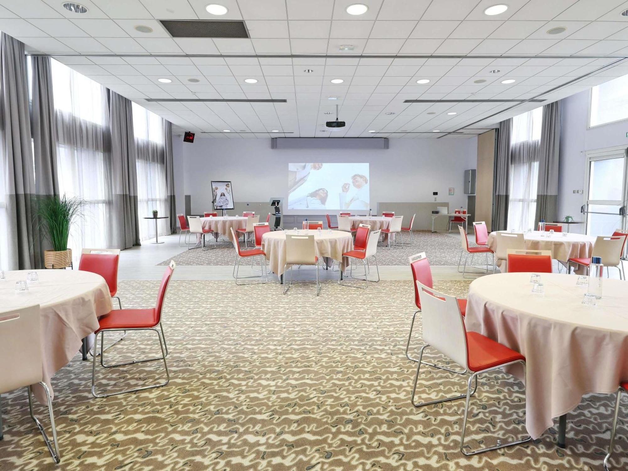 Mercure Grenoble Centre Porte Des Alpes ภายนอก รูปภาพ