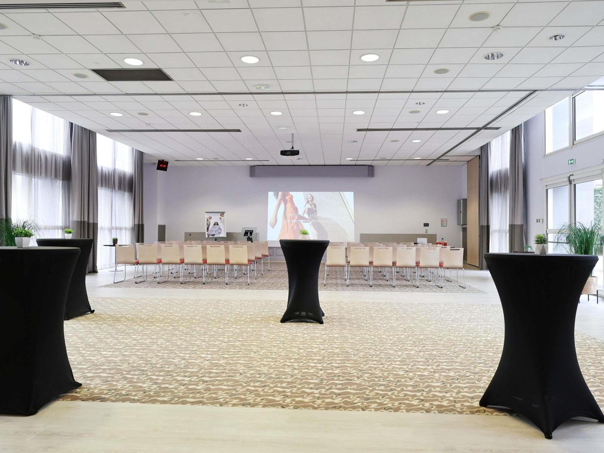 Mercure Grenoble Centre Porte Des Alpes ภายนอก รูปภาพ